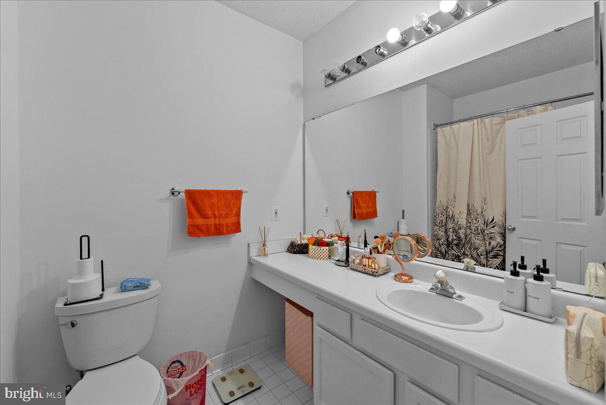 1708 LAKE SHORE CREST DRIVE 24