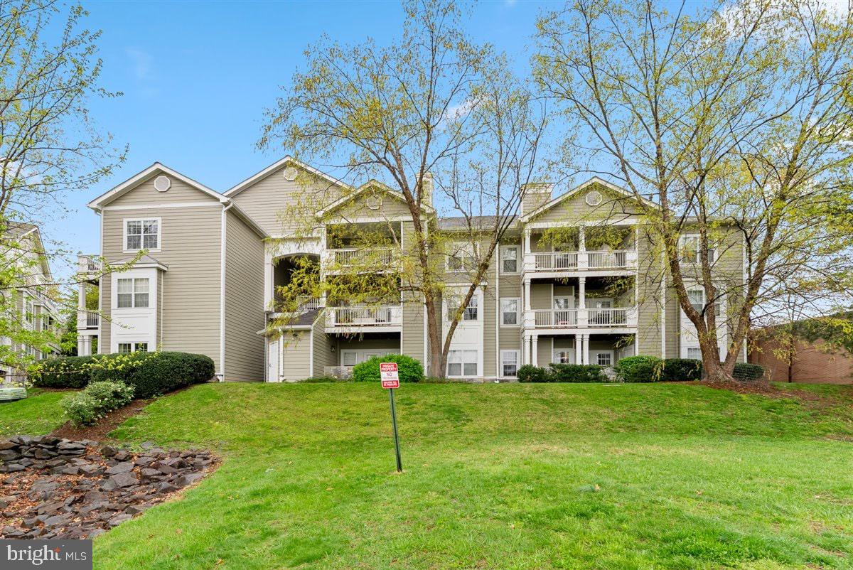 1708 LAKE SHORE CREST DRIVE 24