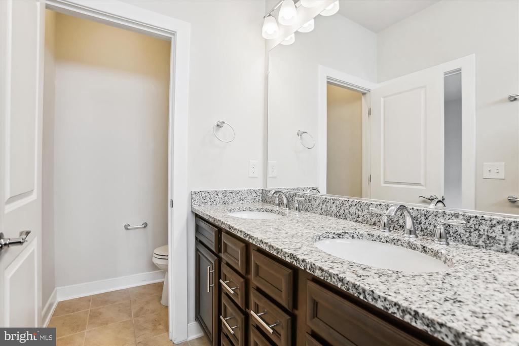 13340 SHERWOOD PARK LANE