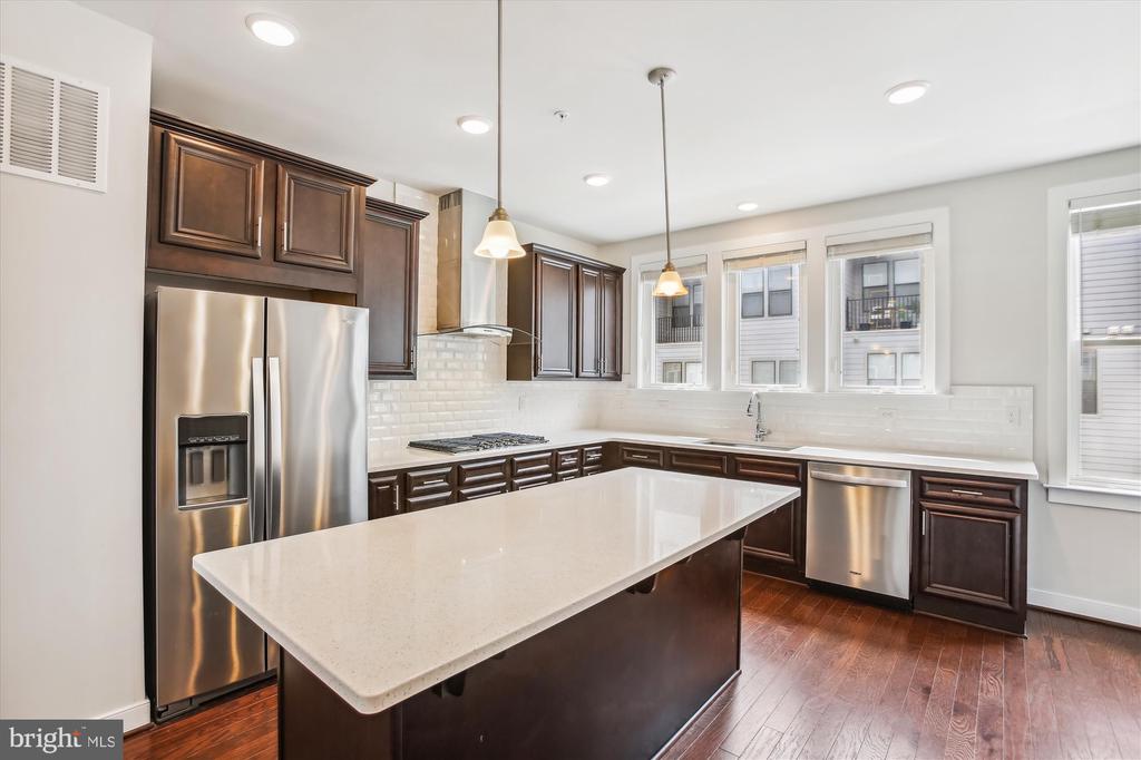 13340 SHERWOOD PARK LANE