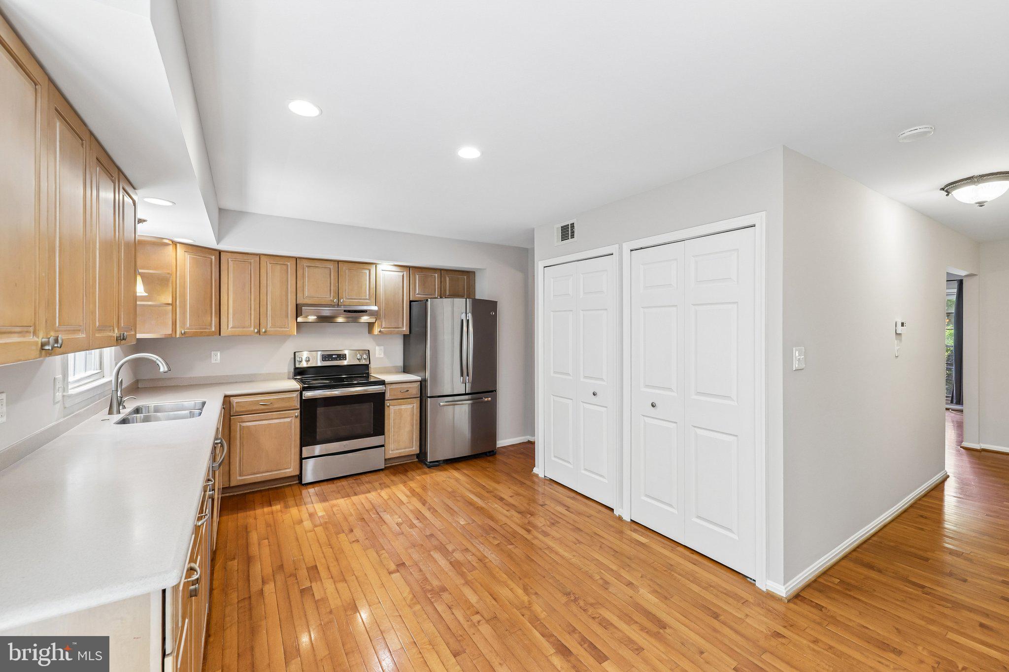 5421 CHESHIRE MEADOWS WAY