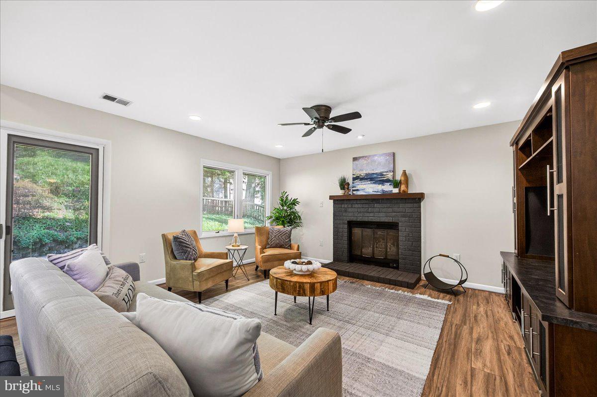 9013 FORT CRAIG DRIVE