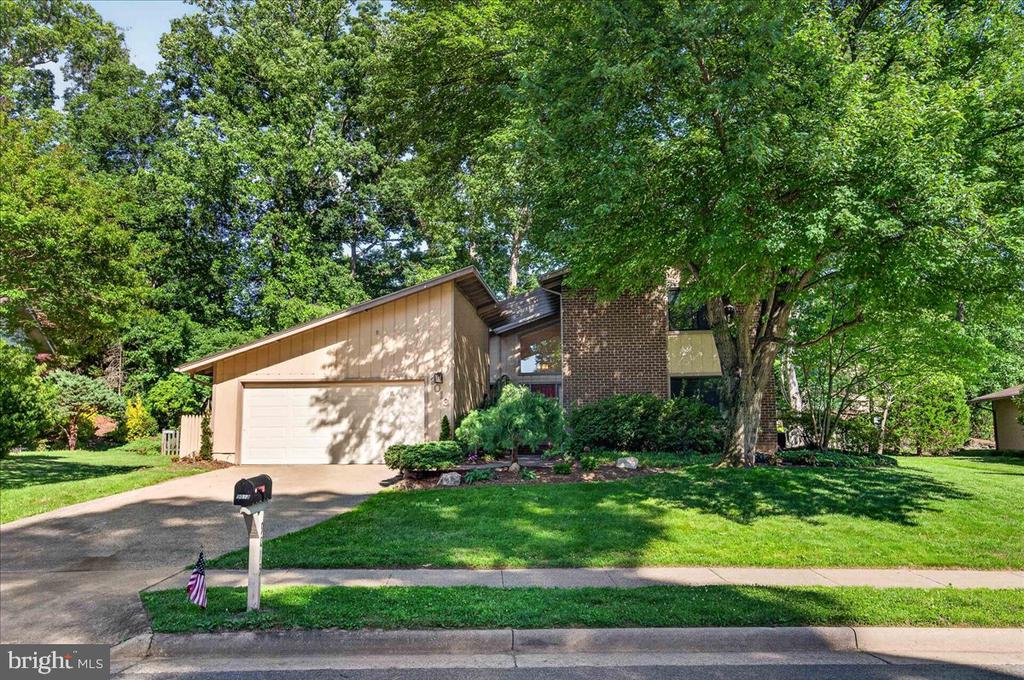 9013 FORT CRAIG DRIVE