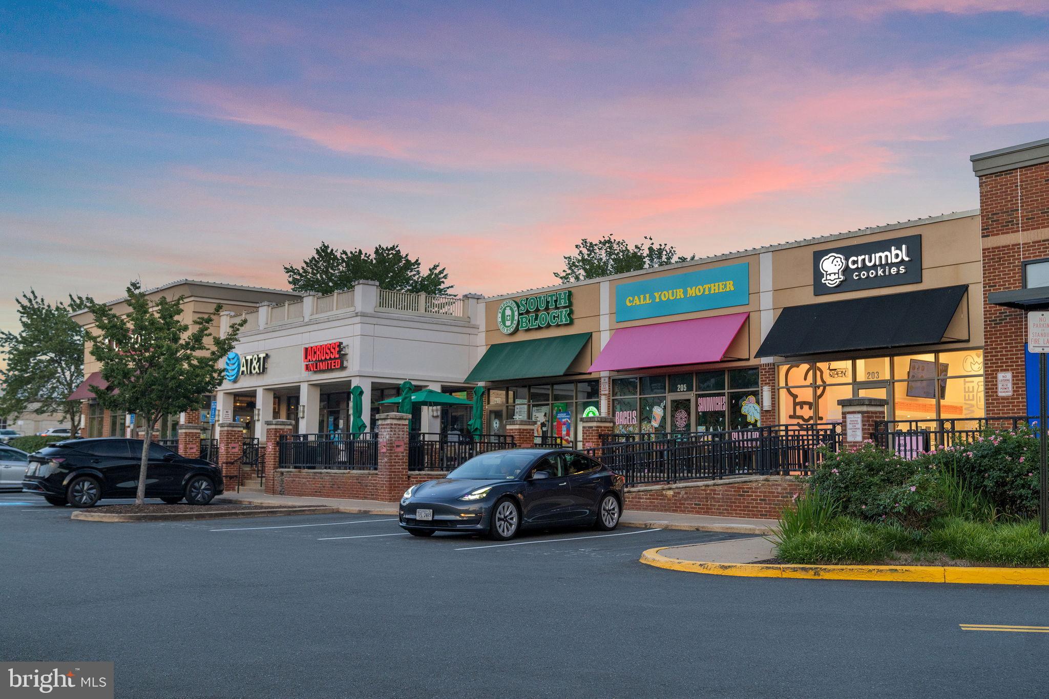125 MARKET SQUARE NW 4