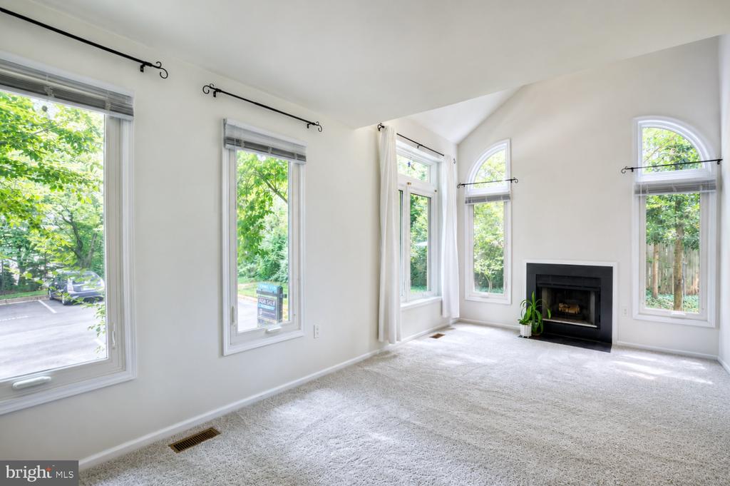 1025 BOROS COURT