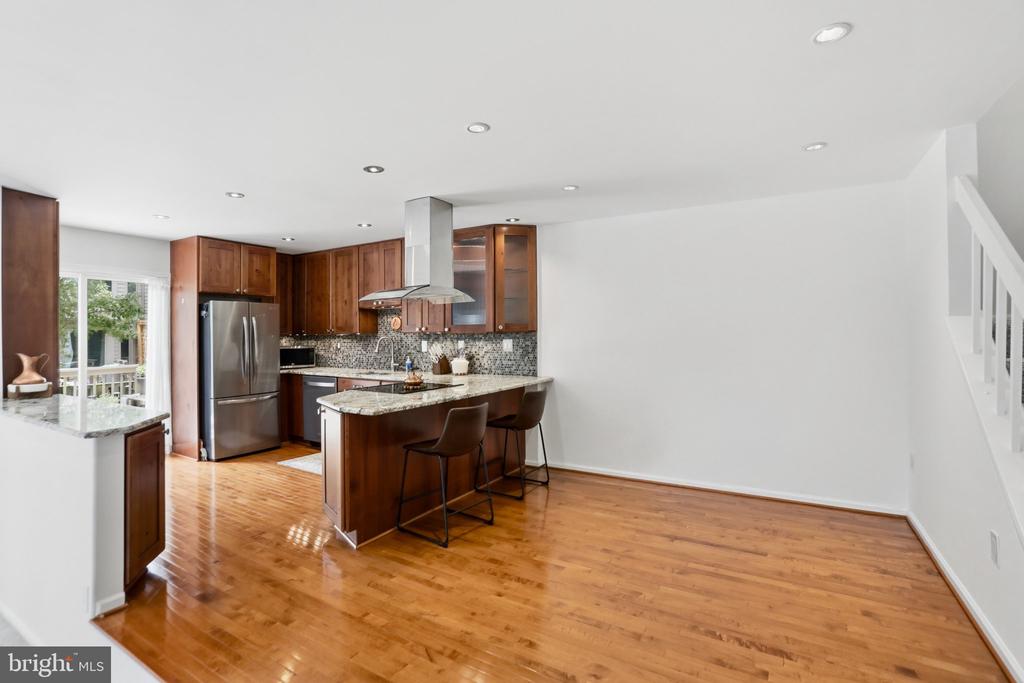 1025 BOROS COURT