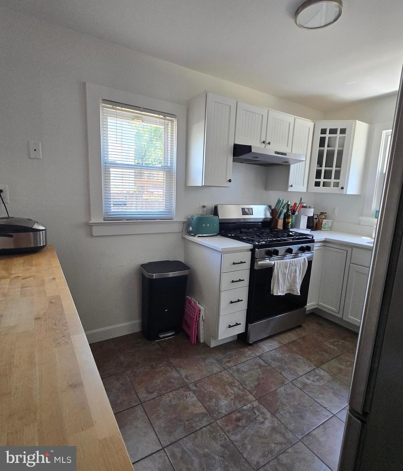 2306 FORT DRIVE