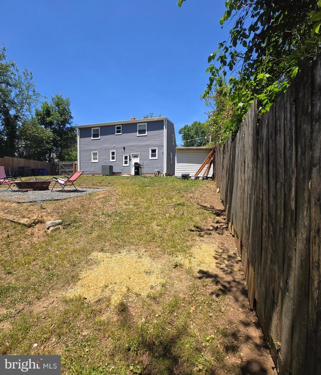 2306 FORT DRIVE