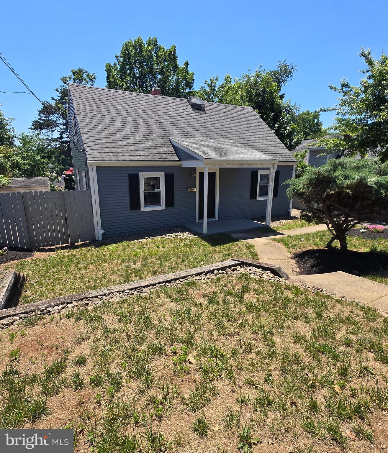 2306 FORT DRIVE