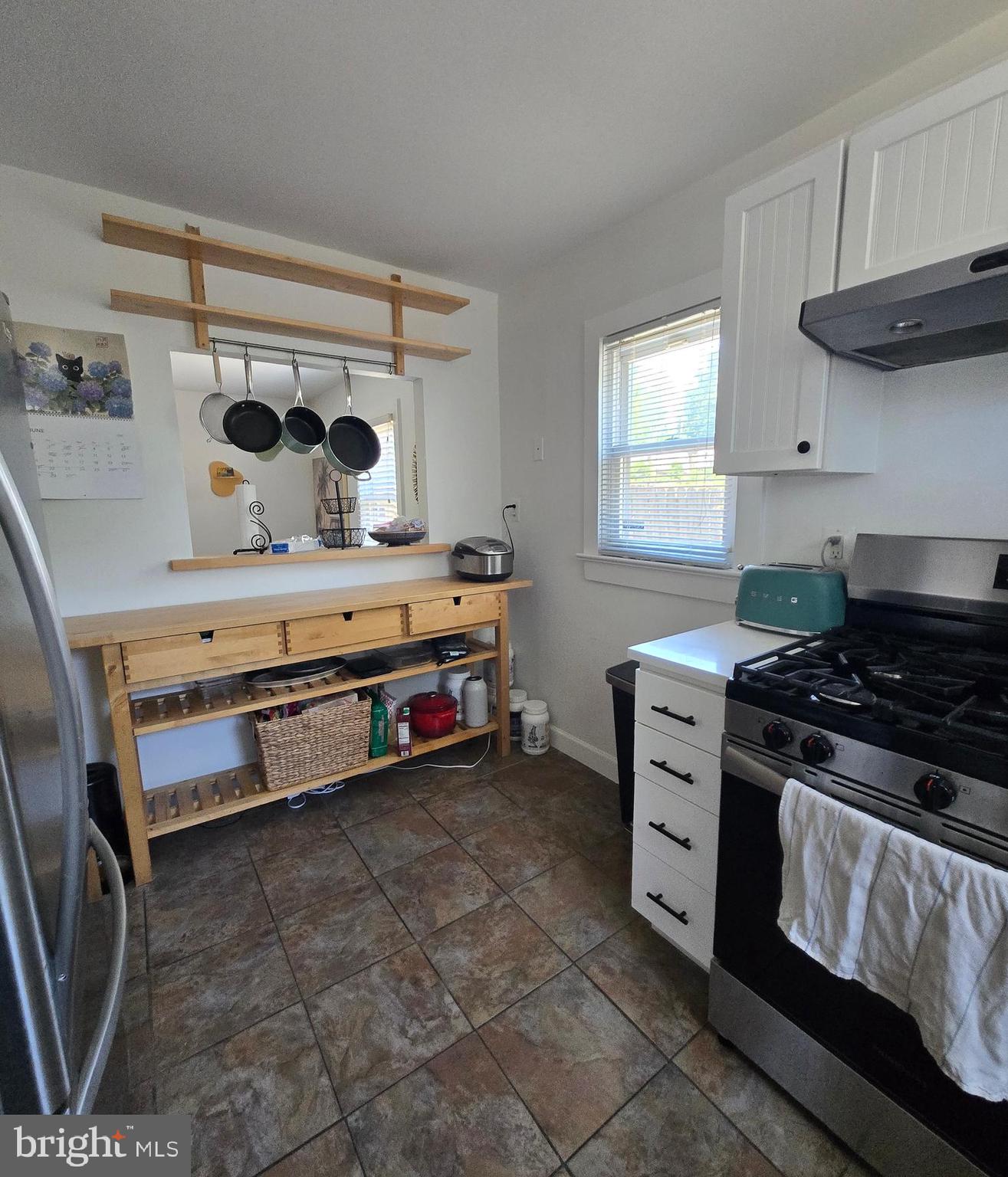 2306 FORT DRIVE