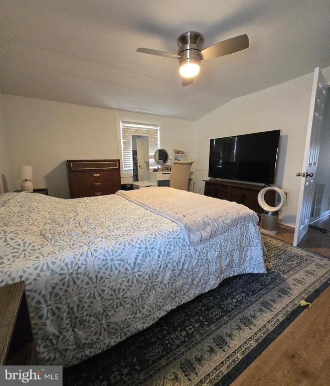 2306 FORT DRIVE