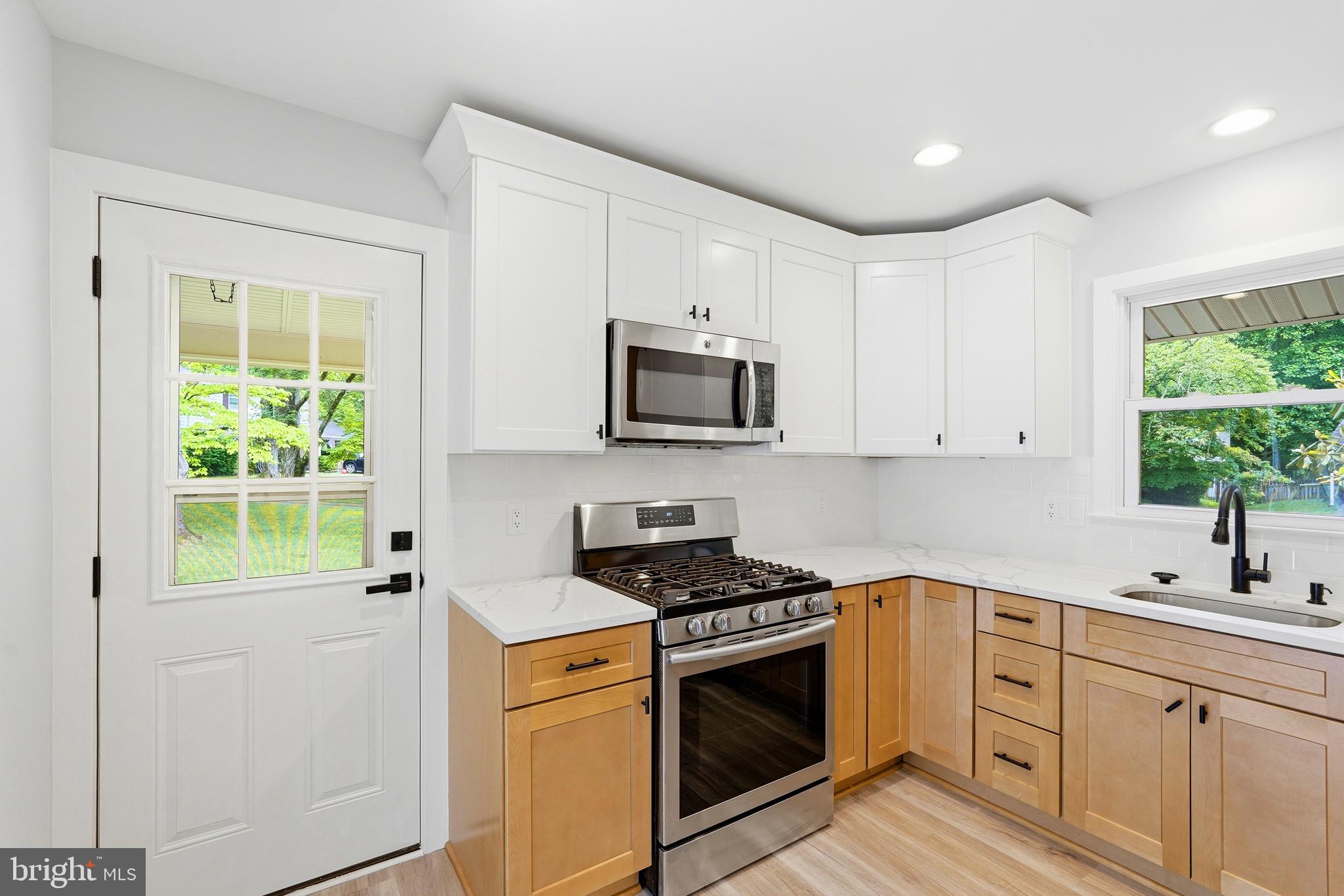 8416 DANFORD COURT