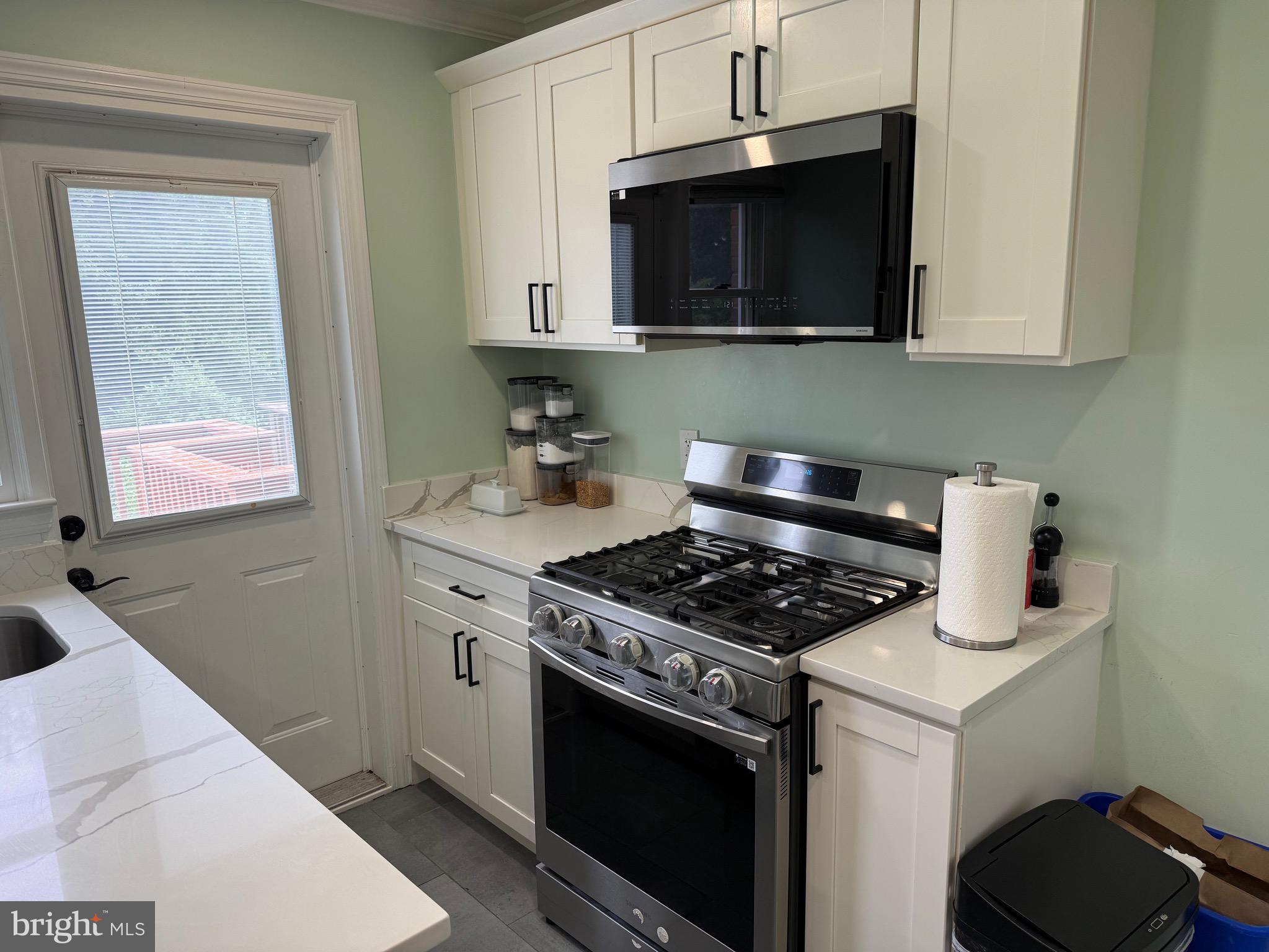 5921 WILLIAMSBURG ROAD