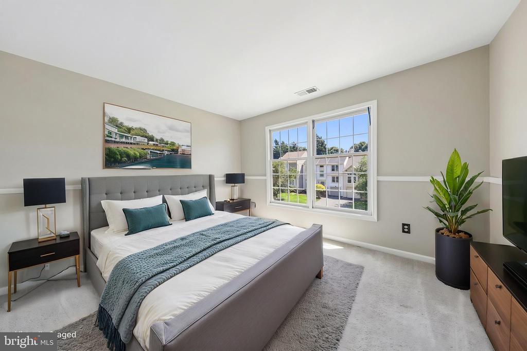 6520 PALISADES DRIVE