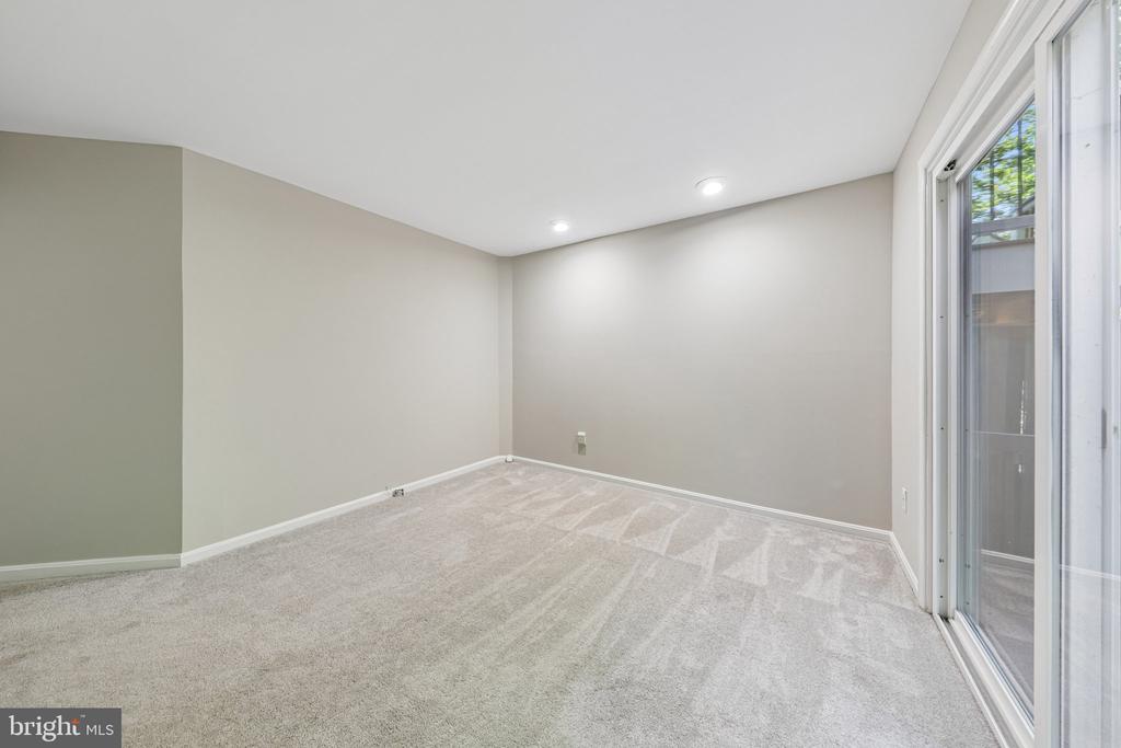 6520 PALISADES DRIVE