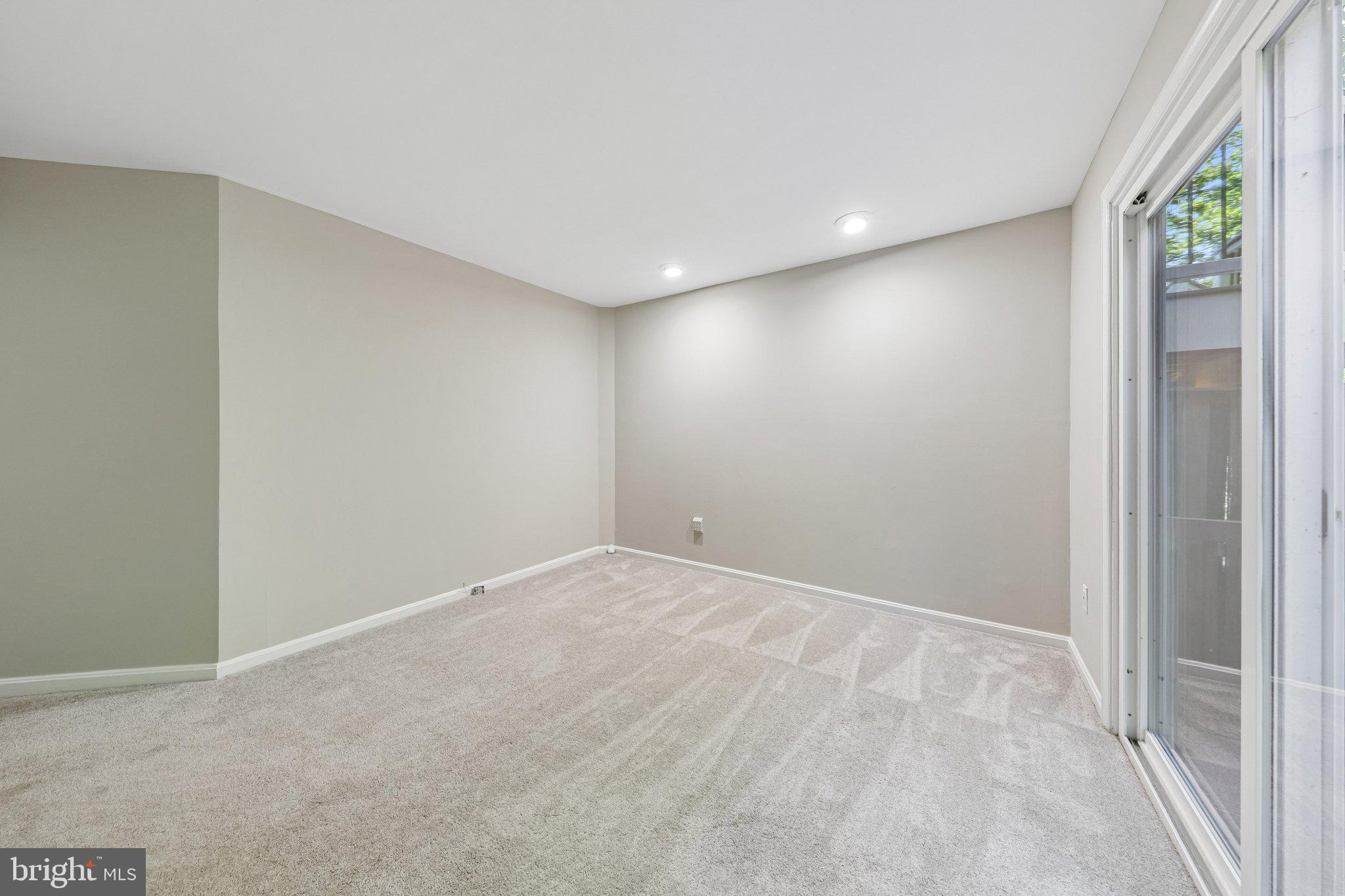 6520 PALISADES DRIVE
