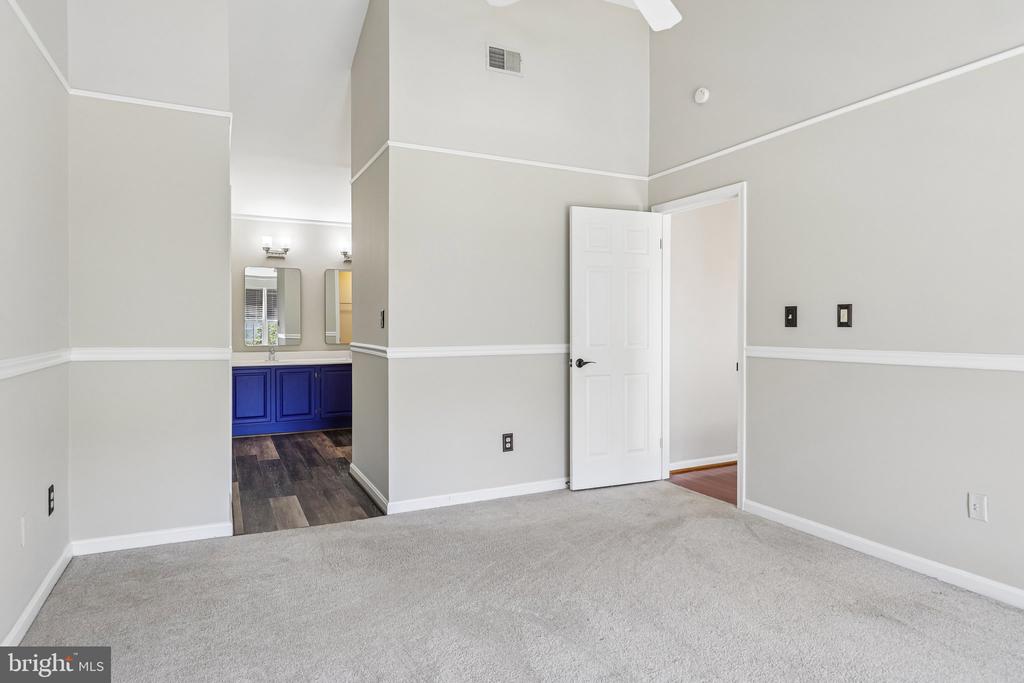 6520 PALISADES DRIVE