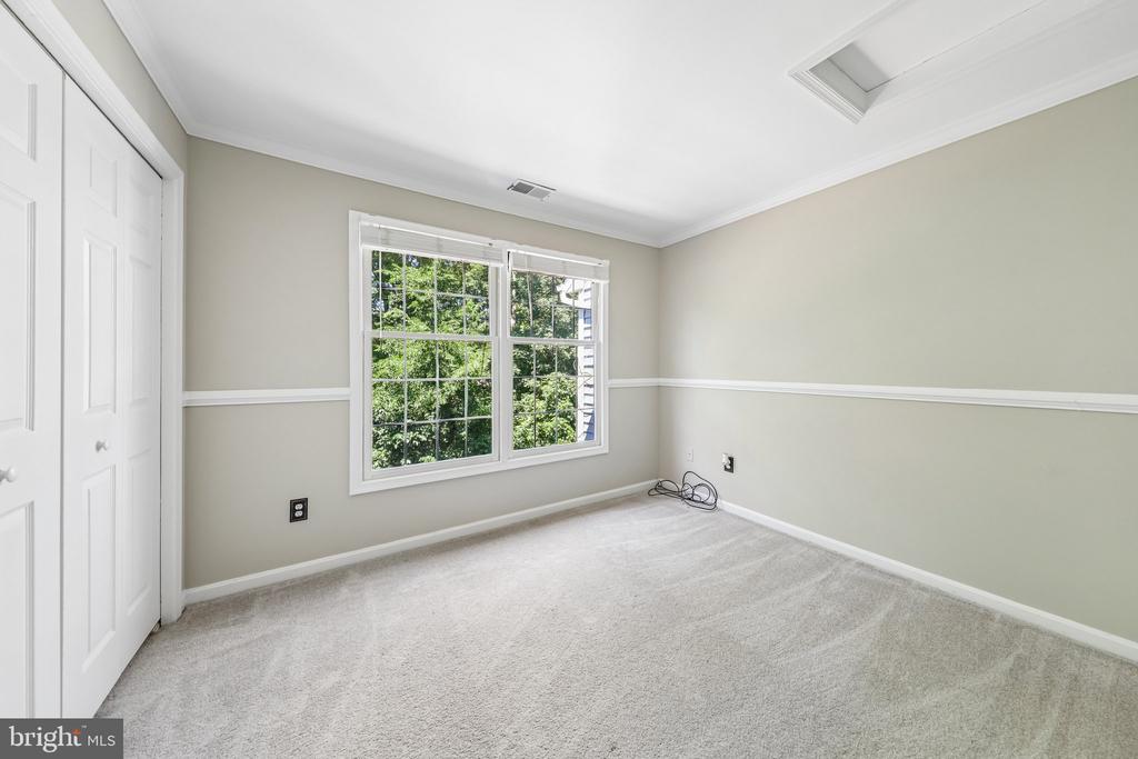 6520 PALISADES DRIVE