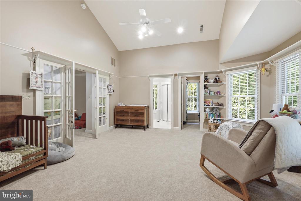 7211 TWELVE OAKS DRIVE