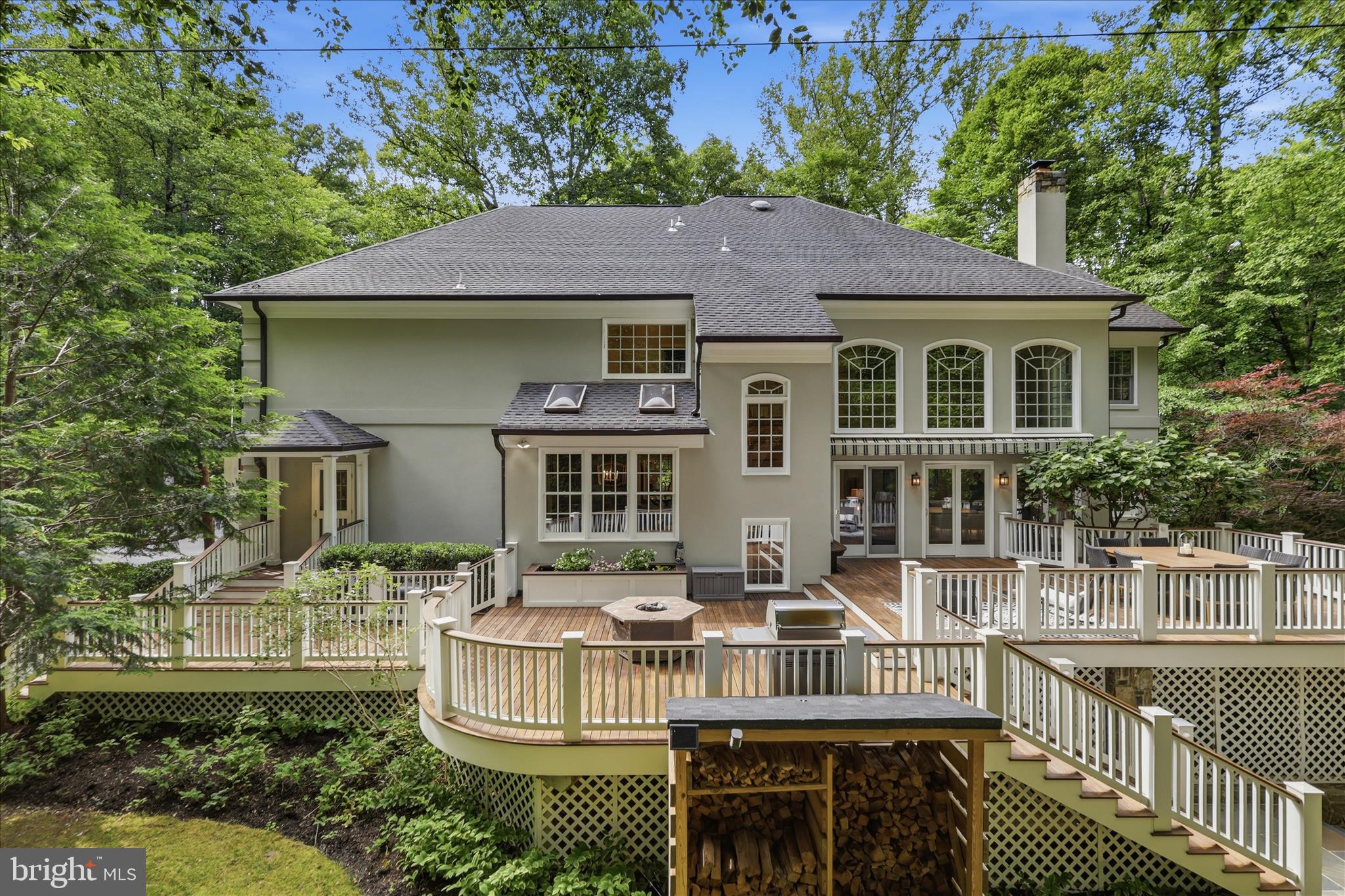 7211 TWELVE OAKS DRIVE