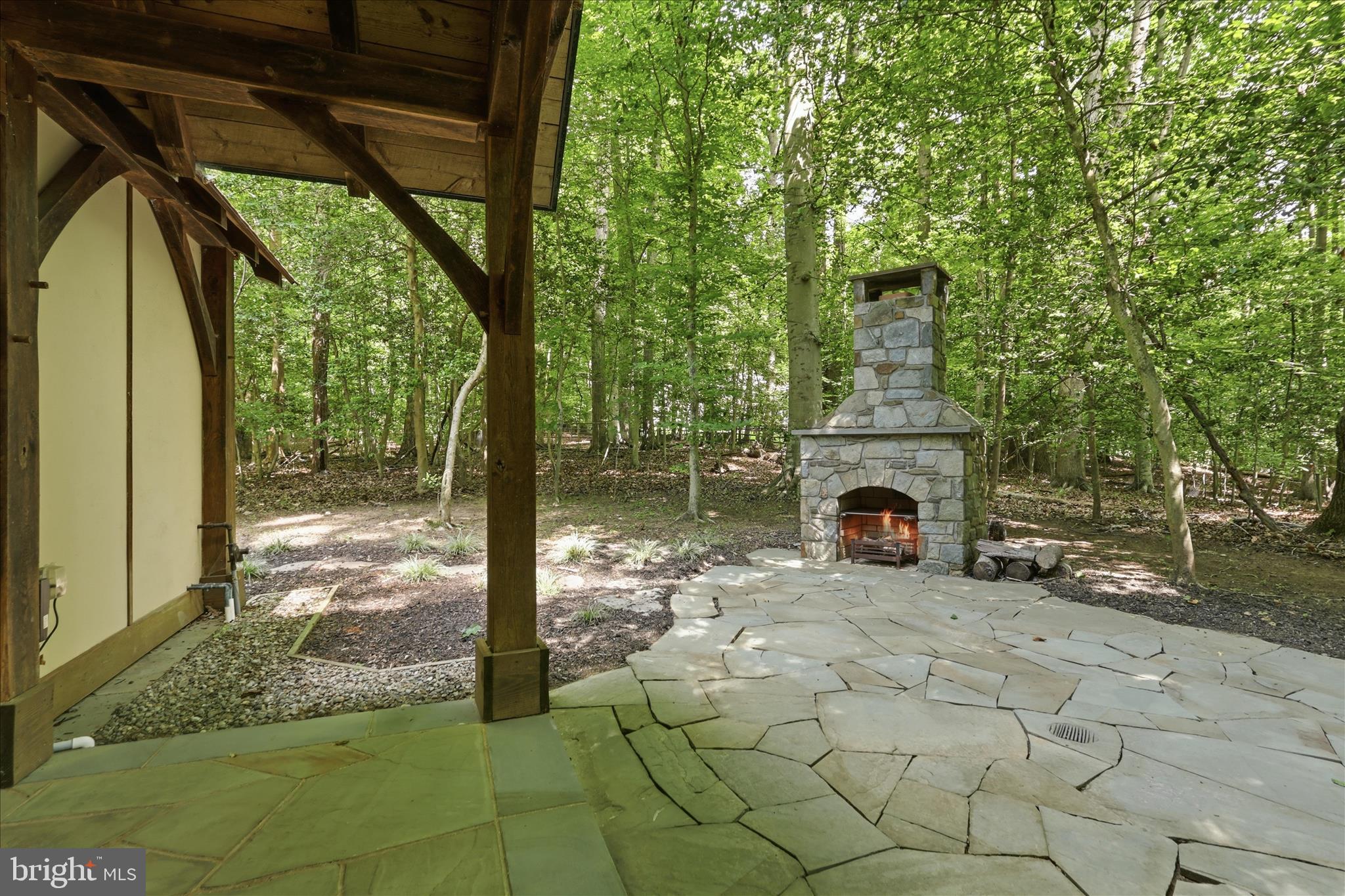 7211 TWELVE OAKS DRIVE