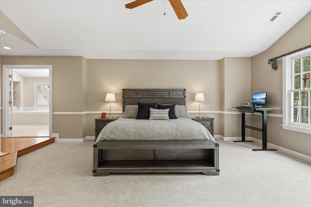 7211 TWELVE OAKS DRIVE
