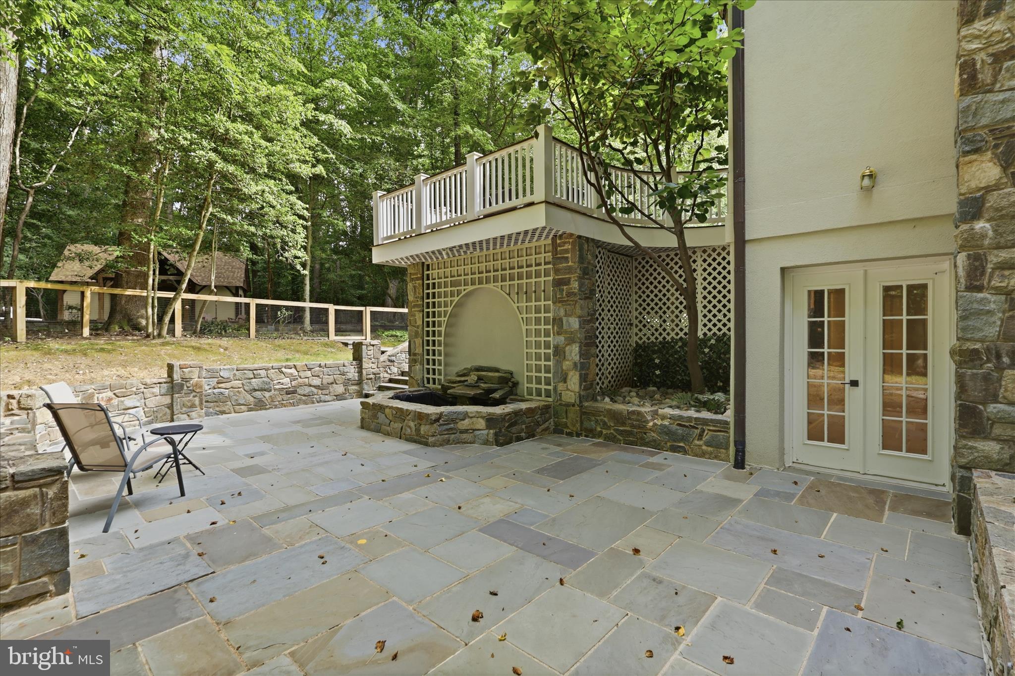 7211 TWELVE OAKS DRIVE