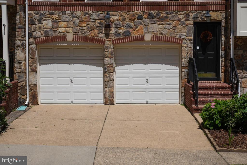 4658 HUMMINGBIRD LANE