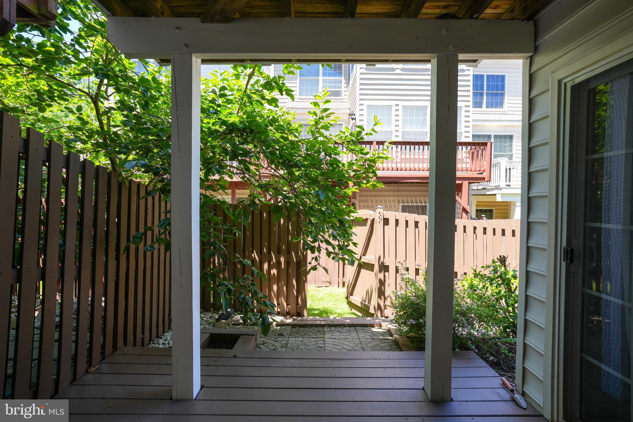 4658 HUMMINGBIRD LANE
