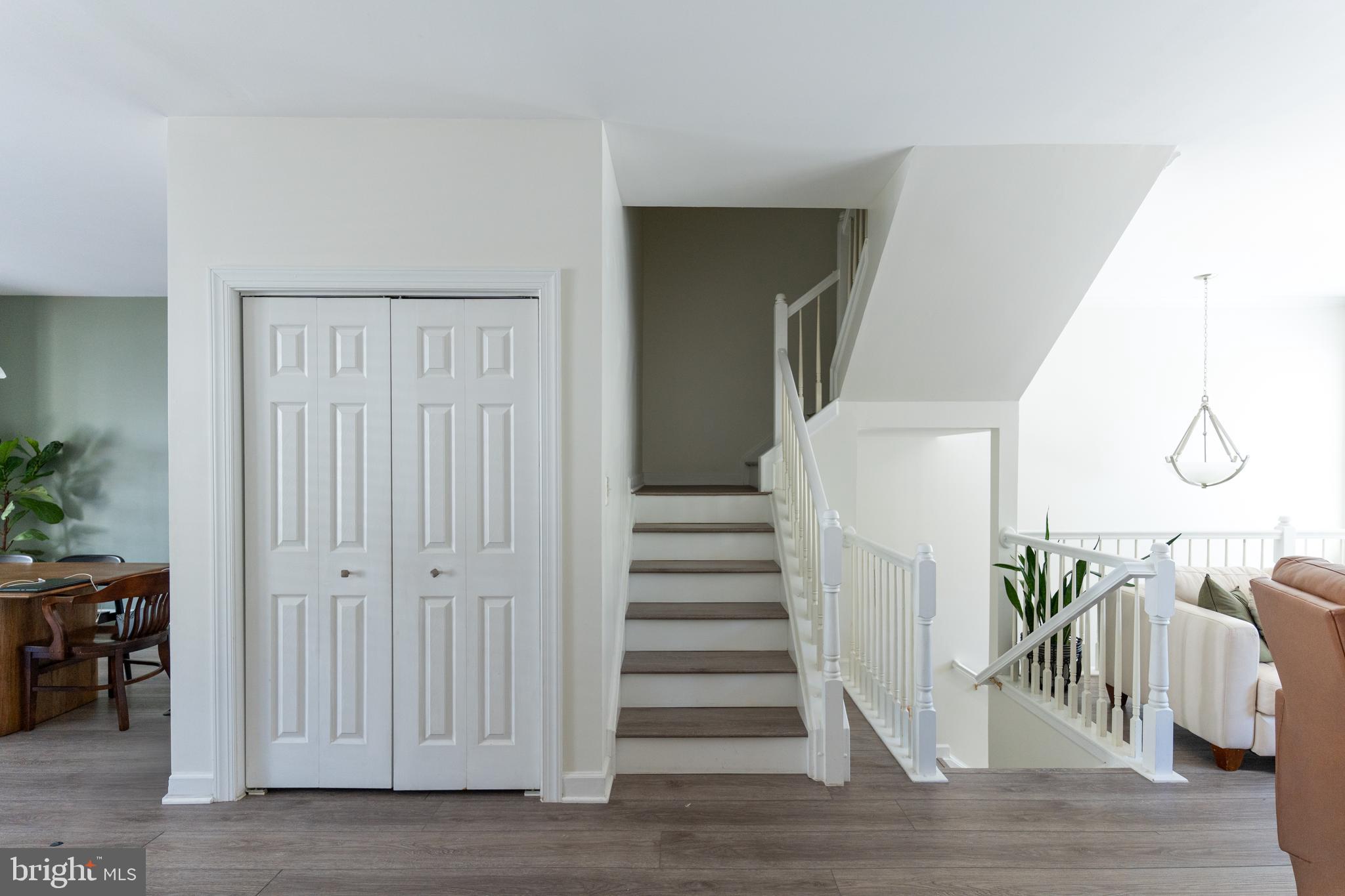 4658 HUMMINGBIRD LANE