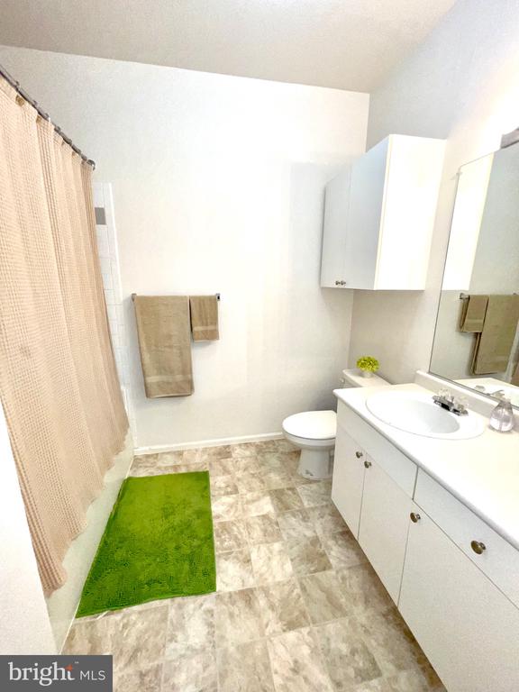 3003 NICOSH CIRCLE 3108