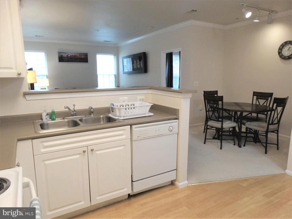 3003 NICOSH CIRCLE 3108