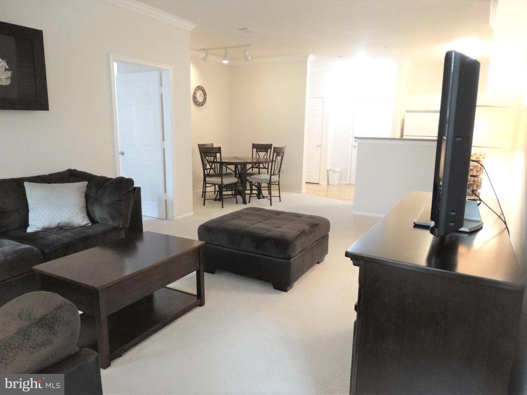 3003 NICOSH CIRCLE 3108
