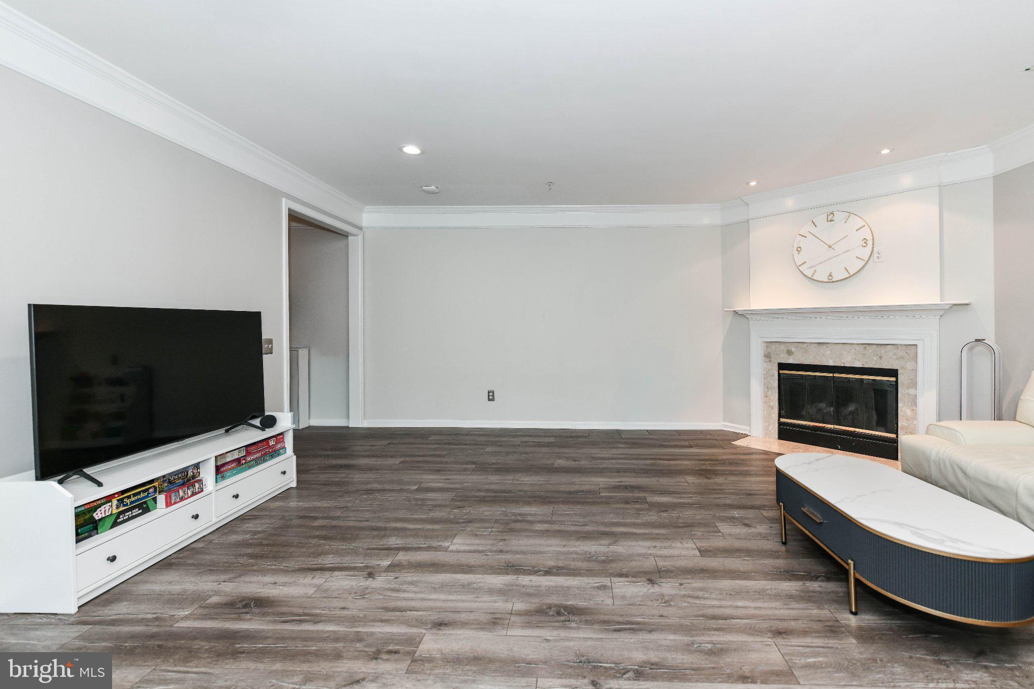 12765 FAIR CREST COURT 304