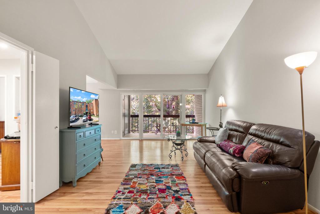 11835 SHIRE COURT 32C