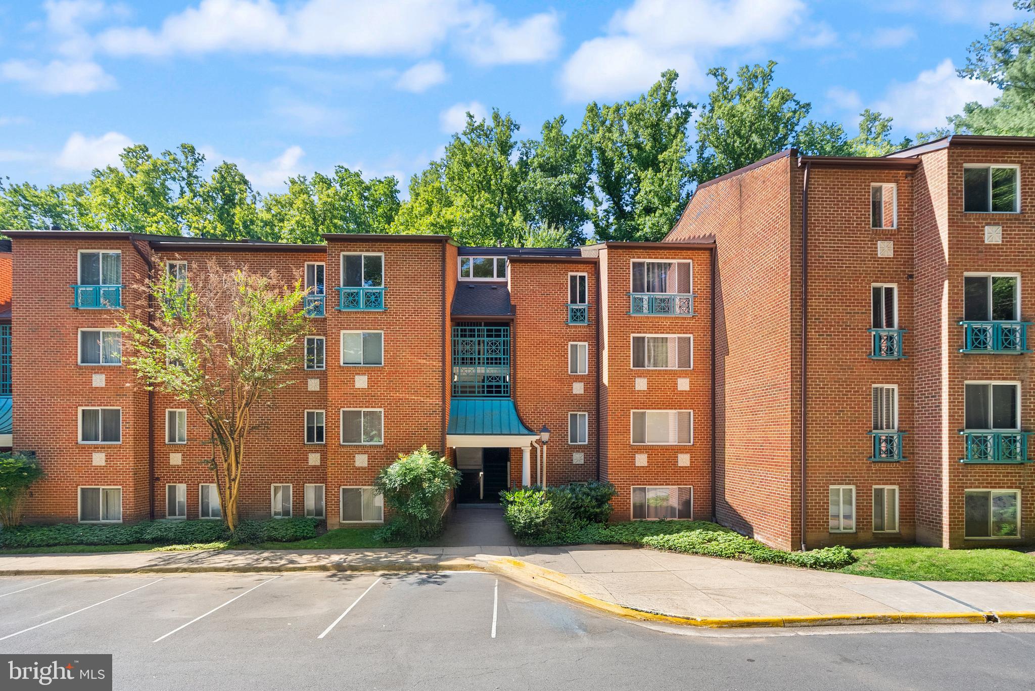 11835 SHIRE COURT 32C