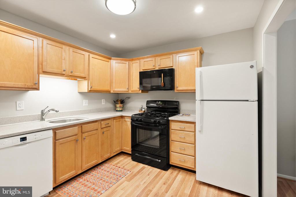 11835 SHIRE COURT 32C