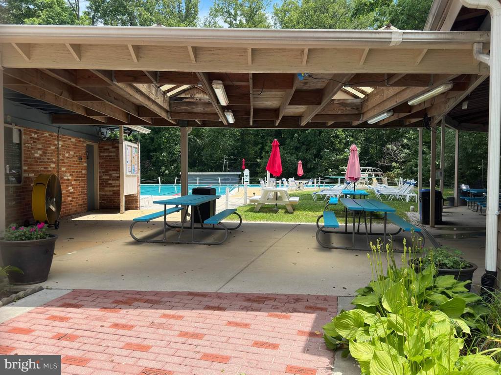 4604 WILLET
