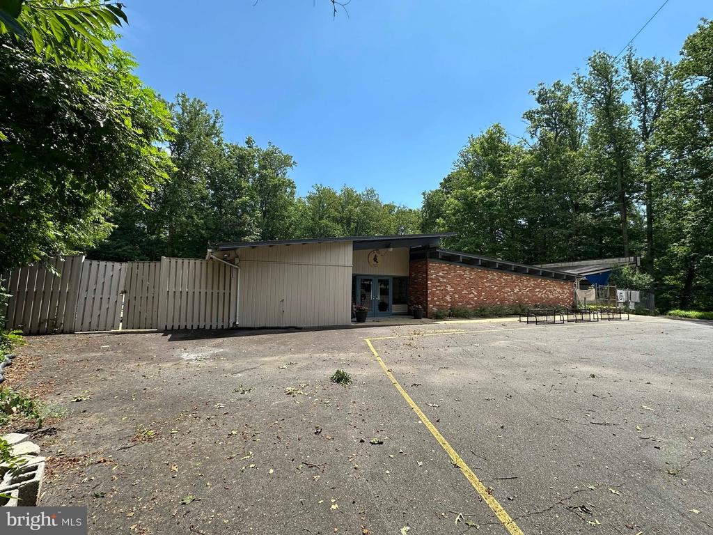 4604 WILLET