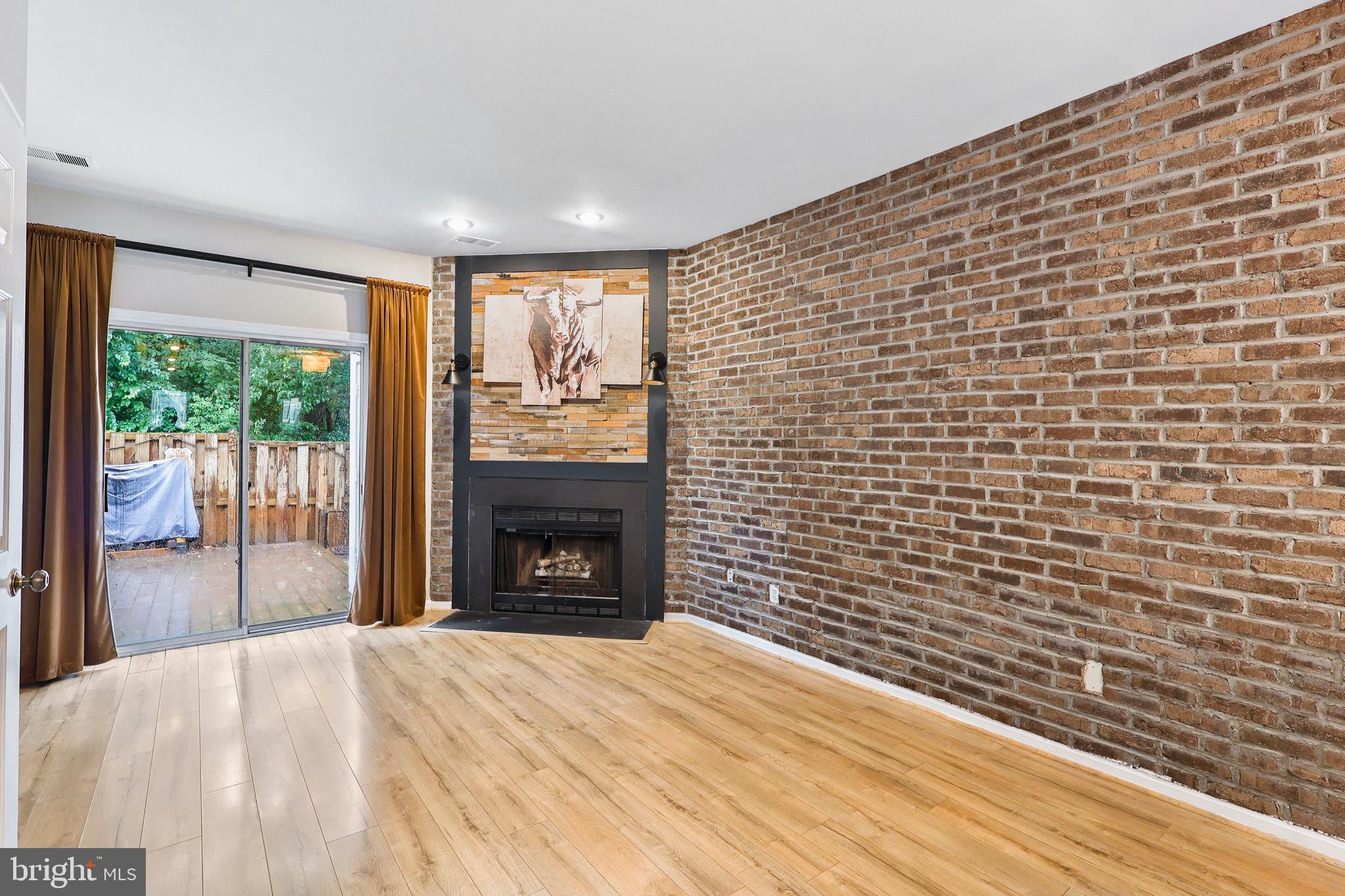 2137 WHISPER WAY