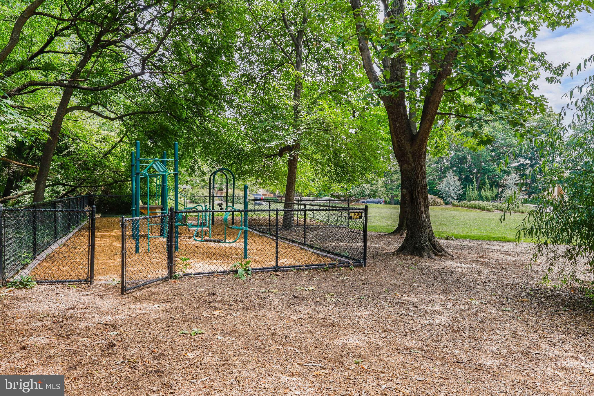 2137 WHISPER WAY