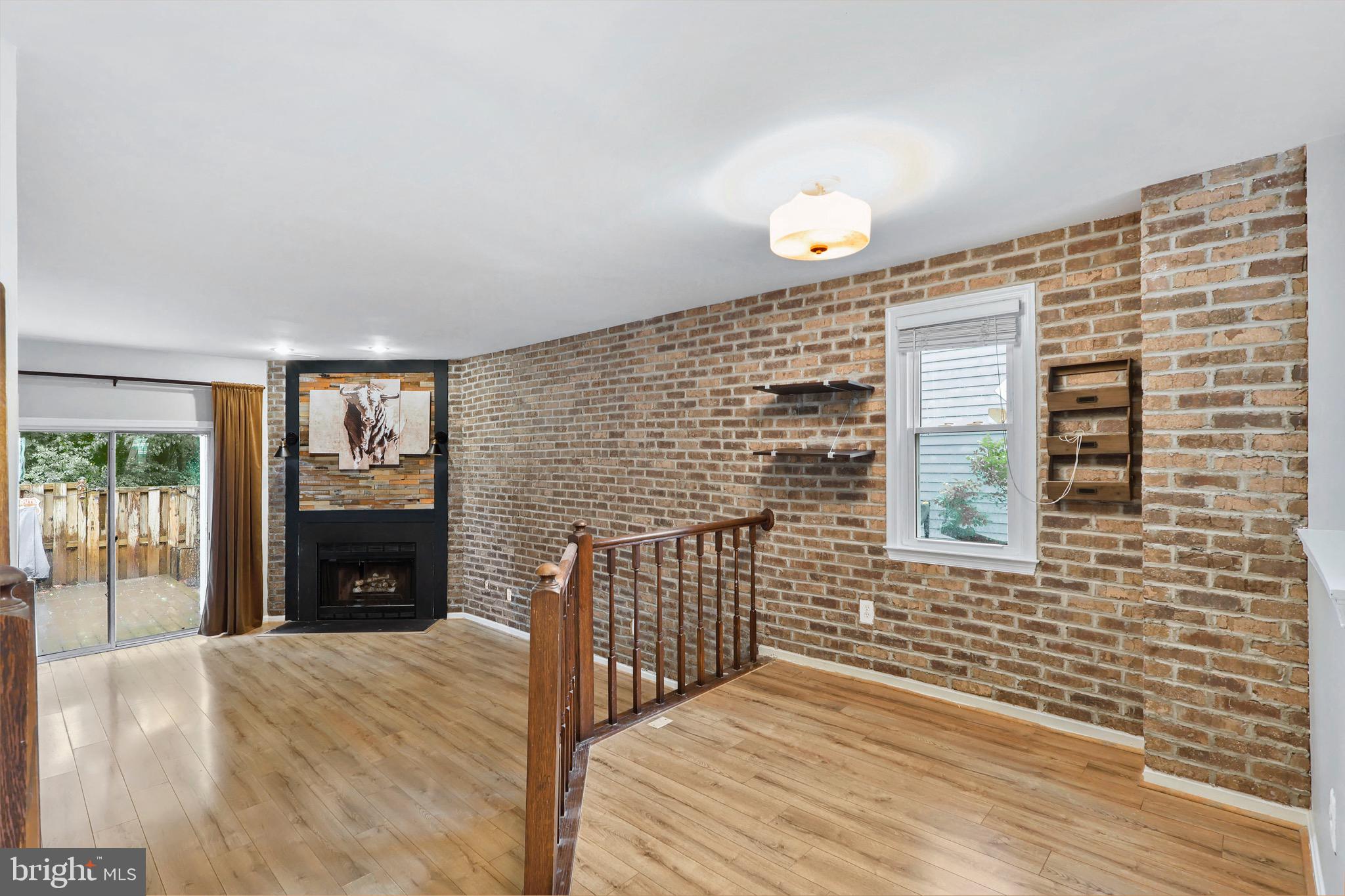 2137 WHISPER WAY