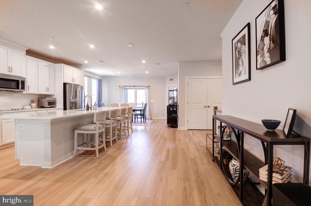 2127 GLACIER ROAD 86
