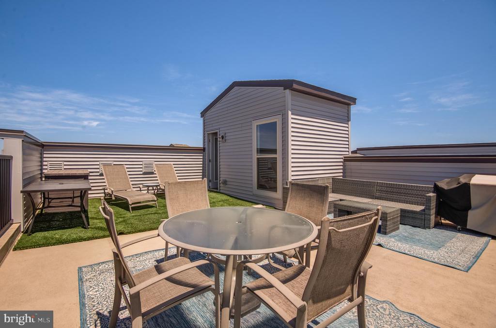 2127 GLACIER ROAD 86