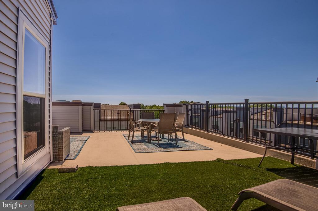 2127 GLACIER ROAD 86