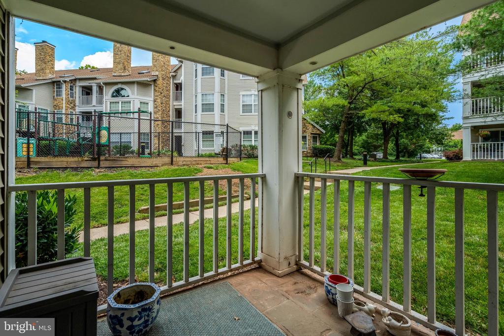 5632 WILLOUGHBY NEWTON DRIVE Unit: 13