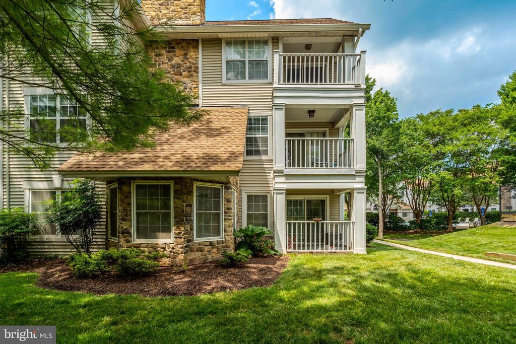 5632 WILLOUGHBY NEWTON DRIVE Unit: 13