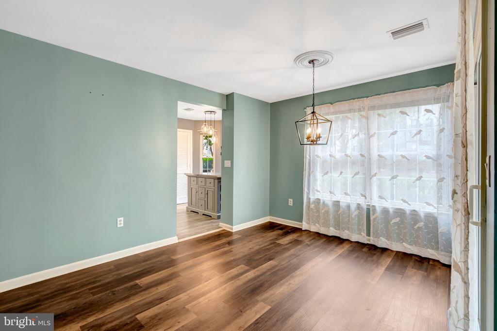 5632 WILLOUGHBY NEWTON DRIVE Unit: 13