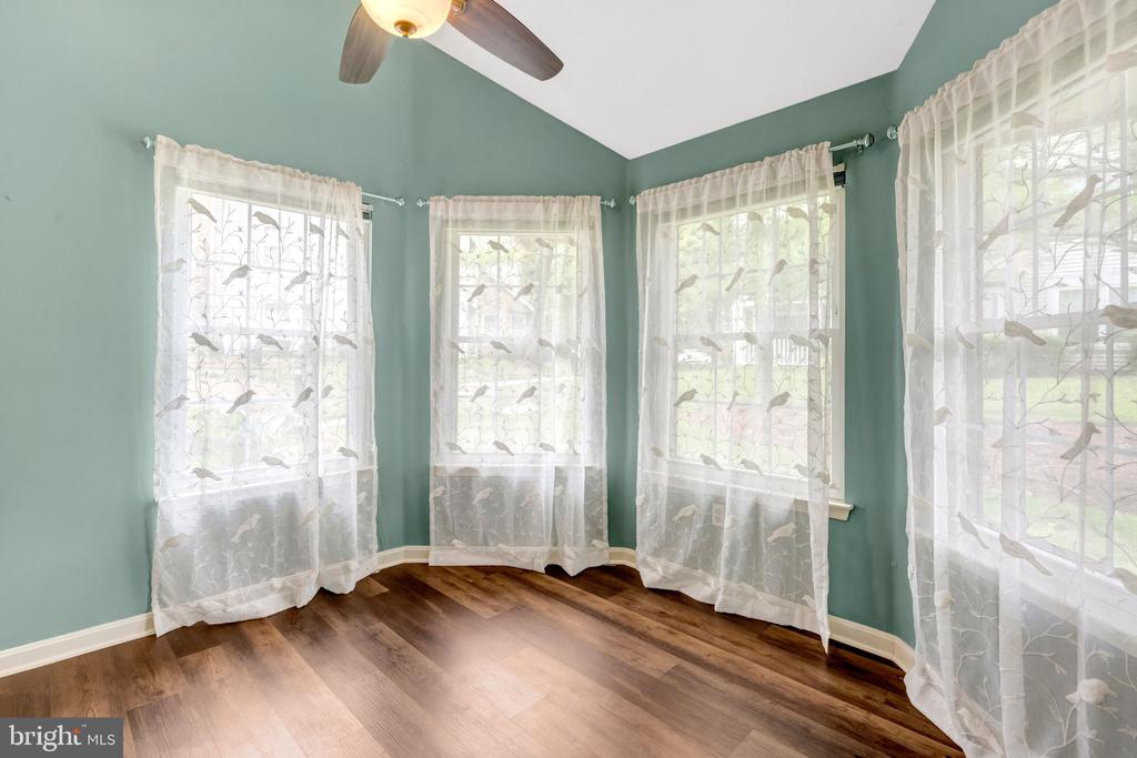 5632 WILLOUGHBY NEWTON DRIVE Unit: 13
