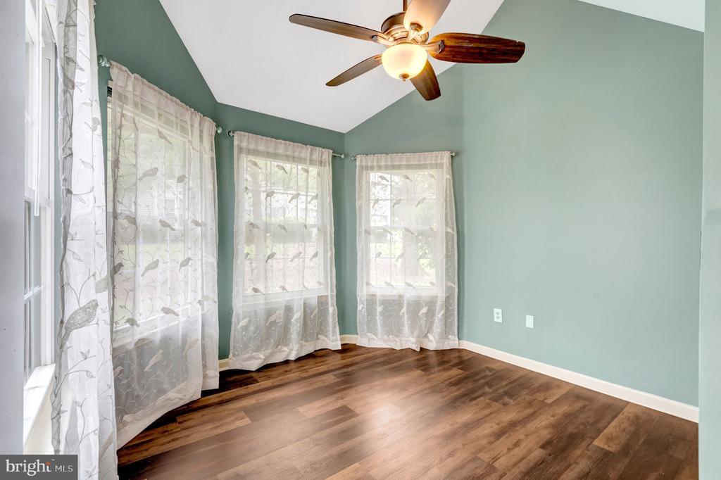 5632 WILLOUGHBY NEWTON DRIVE Unit: 13